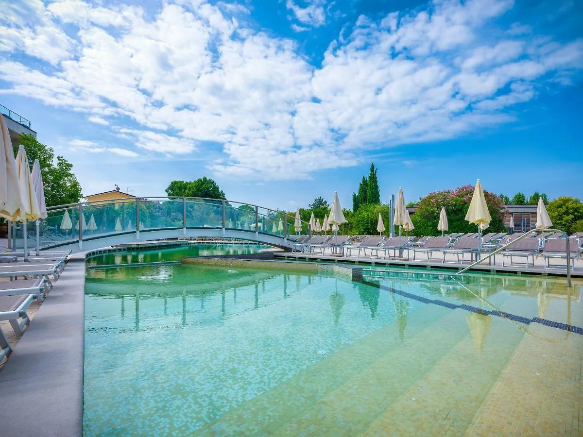 Parc Hotel Germano Suites & Apartments Bardolino 4*,