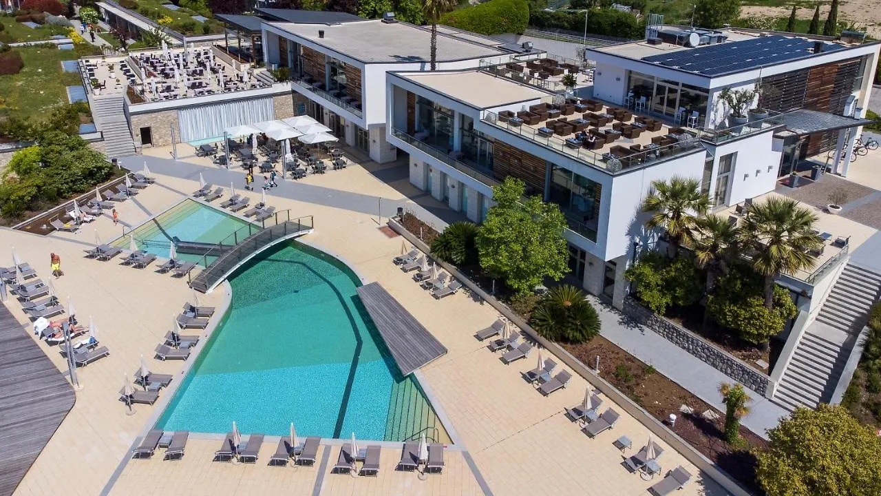 Parc Hotel Germano Suites & Apartments Bardolino 4*,